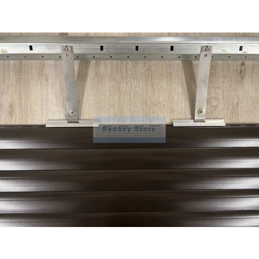 Fem_feltolasgatlo_feder_motoros_redonyhoz